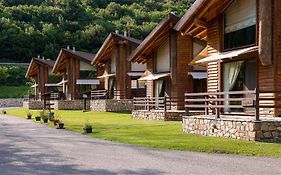 Natura Chalets
